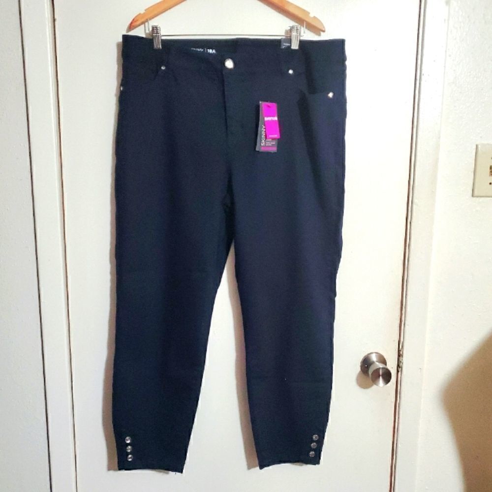 Avenue Black Skinny Tummy Control Jeans Size 18 AV